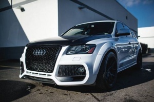 2015 Audi Q5 with 20x10 OEM Audi wheels