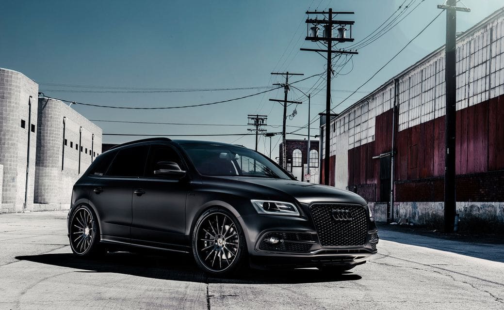 2015 Audi Q5 with 22x10 Avant Garde wheels