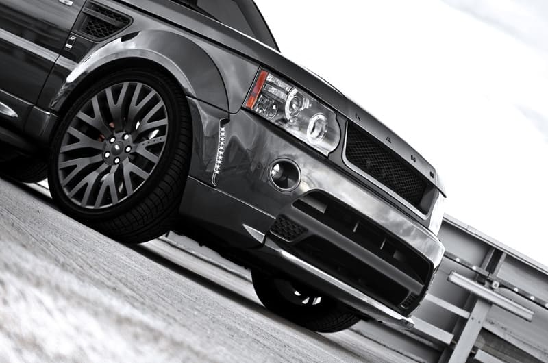 2008 Land Rover Range Rover with 22x9.5 Kahn RS wheels