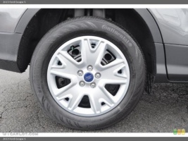 2014 Ford Escape with 17x7.5 OEM Ford Escape S wheels