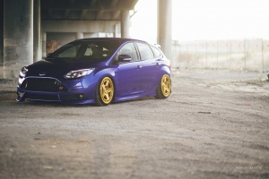 2013 Ford Focus ST with 18x9 Fifteen52 Turbomac wheels