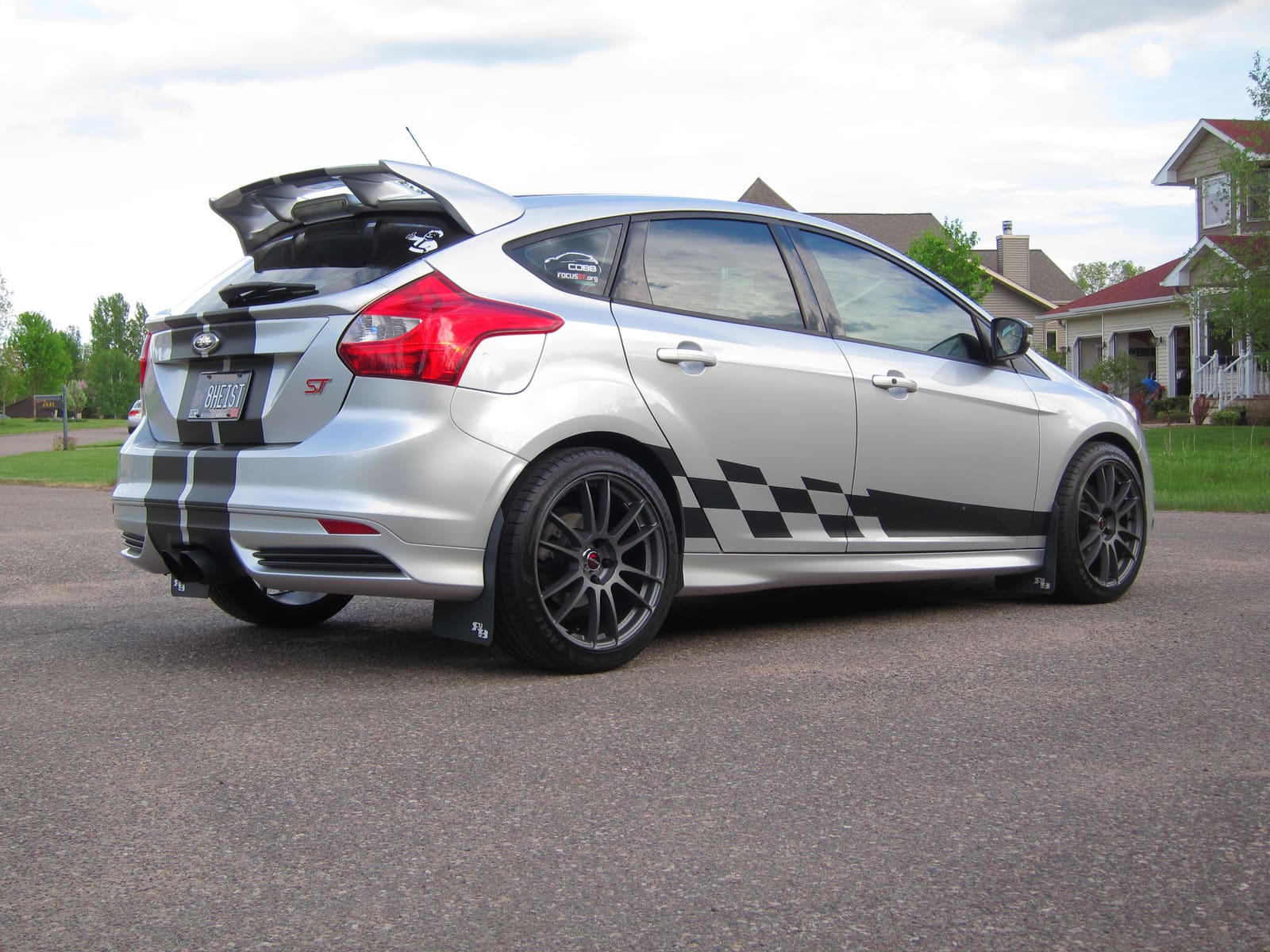 2014 Ford Focus ST with 18x8.5 Gram Lights 57Xtreme wheels