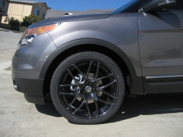 2013 Ford Explorer with Falken RT-7M wheels