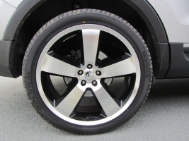 2012 Ford Explorer with 22x9 OEM Dodge Charger SRT8 wheels