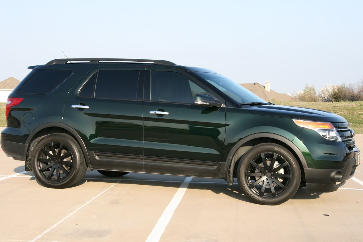 2013 Ford Explorer with 20x8.5 TSW Brooklands wheels