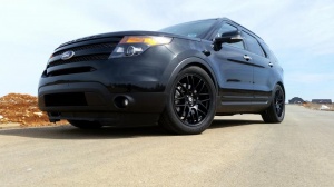 2014 Ford Explorer with Drag DR37 wheels