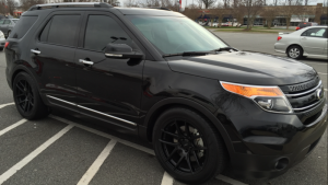 2014 Ford Explorer with 20x10.5 Velgen VMB5 wheels