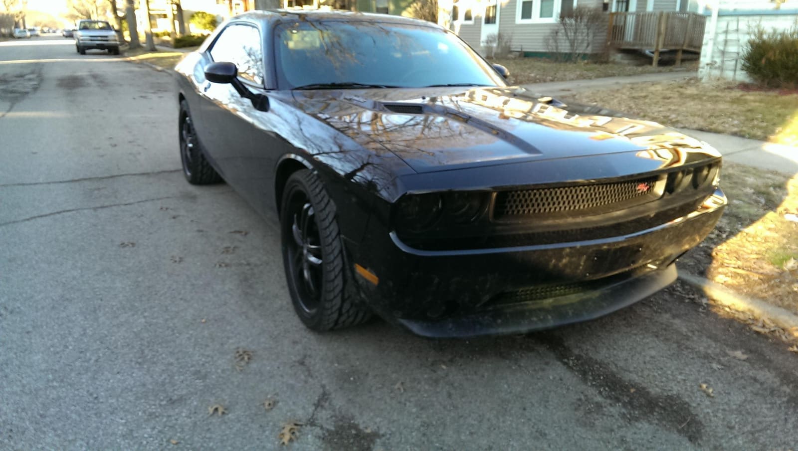 2013 Dodge Challenger with 22x8.5 DUB Phase 5 wheels