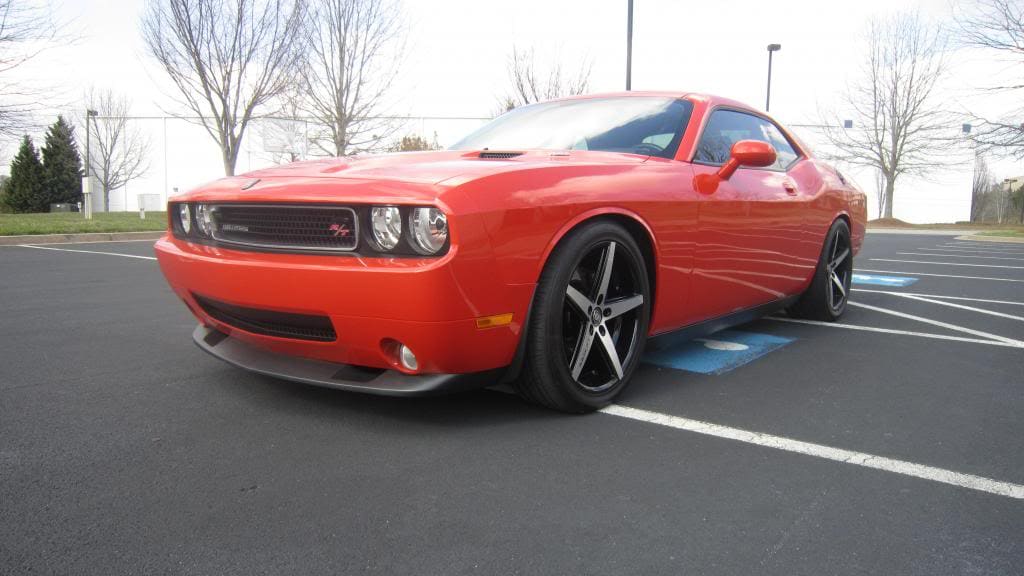 2010 Dodge Challenger with 20x8.5 Lexani R-Four wheels