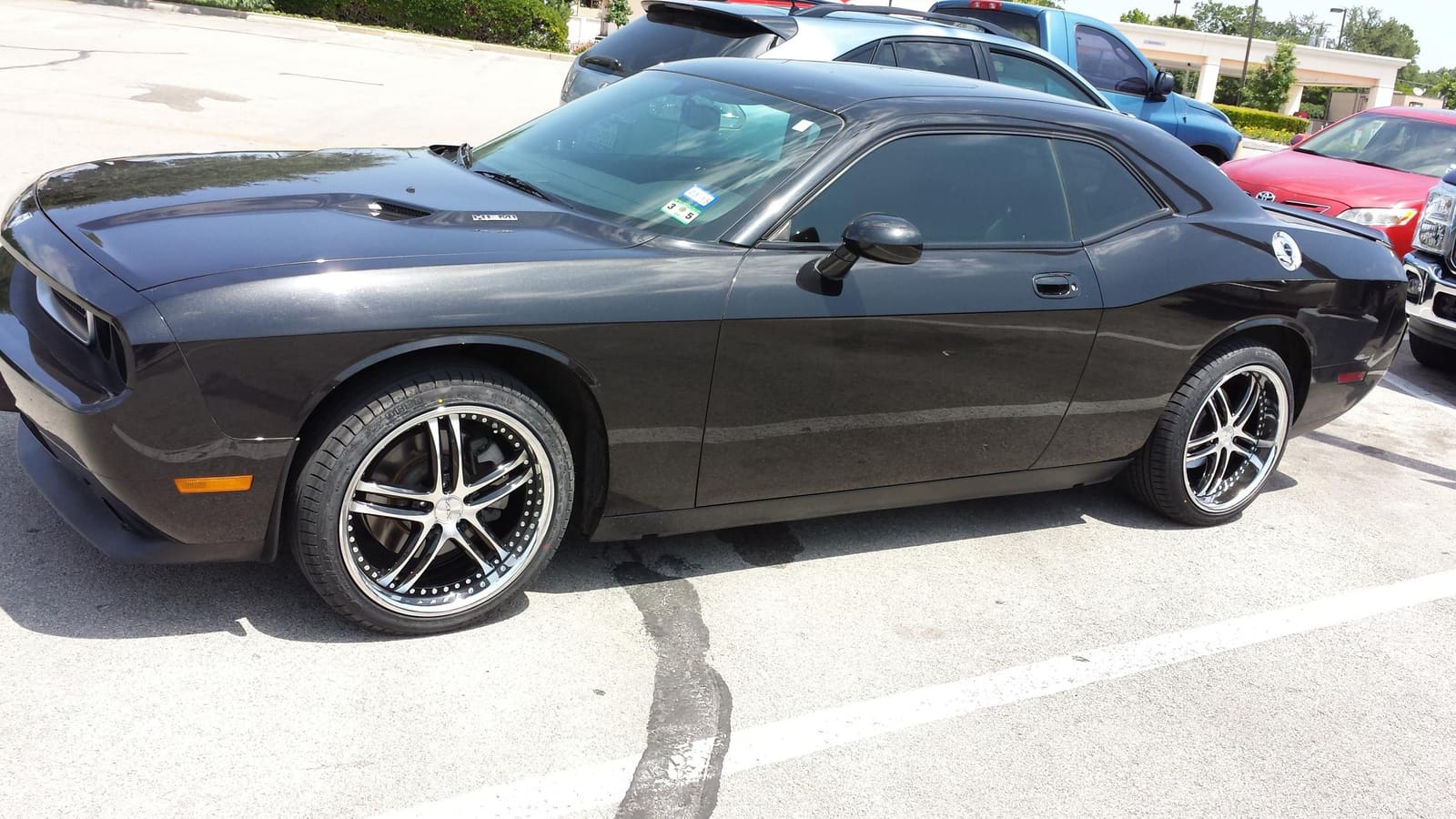 2010 Dodge Challenger with 20x8.5 wheels