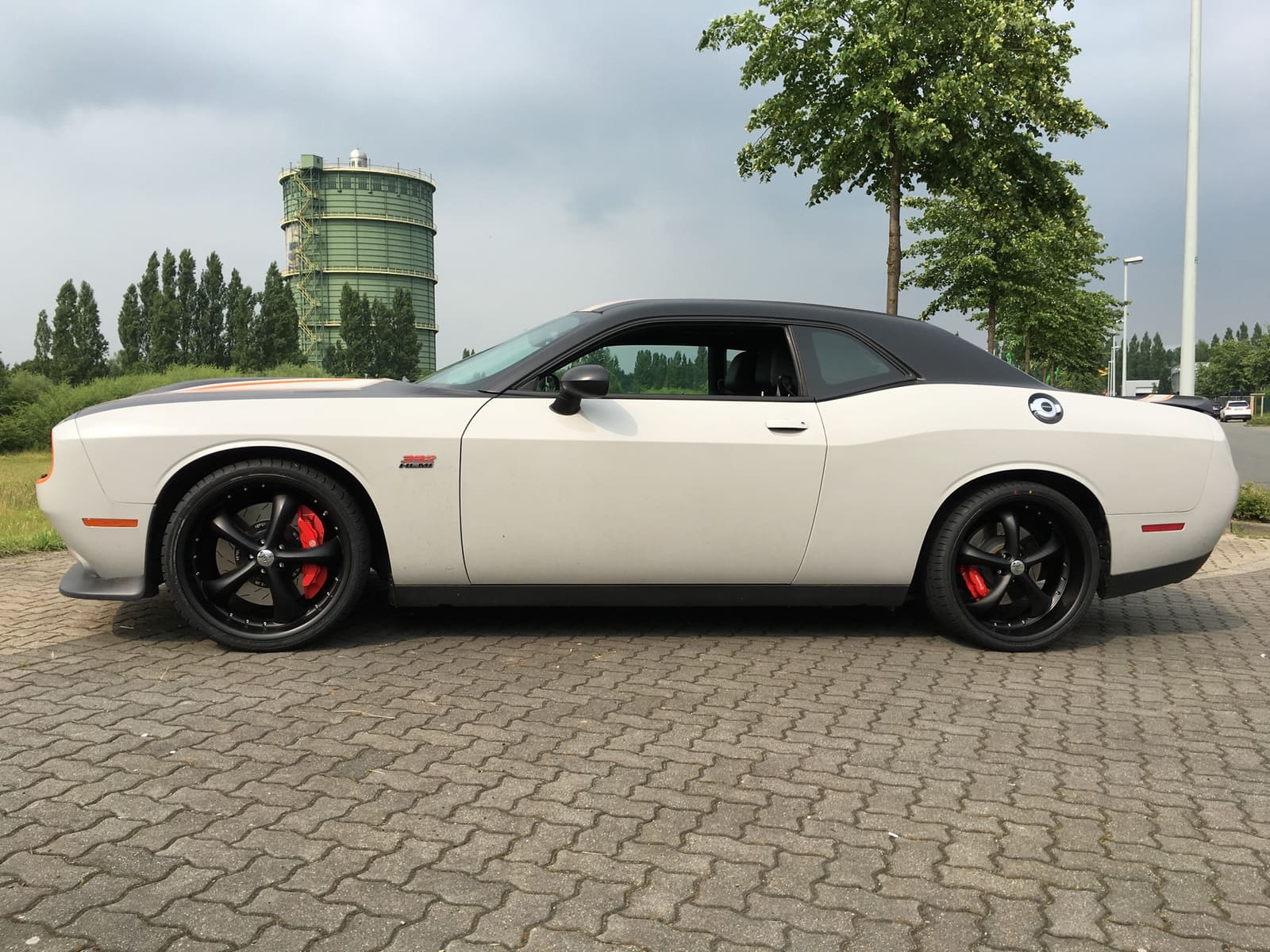 2015 Dodge Challenger with Status Retro wheels