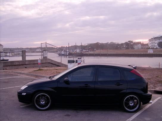 2003 Ford Focus with Enkei RS7 wheels