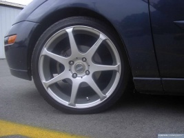2004 Ford Focus with 17x7 Konig Tantrums wheels
