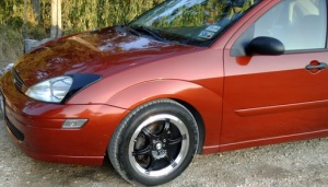 2006 Ford Focus with 16x7 Type 176 R-7 wheels