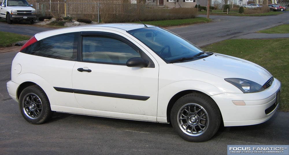 2005 Ford Focus with 15x6.5 Sport Edition CD wheels