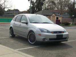 2006 Ford Focus with 17x7 Motegi DP-20 wheels
