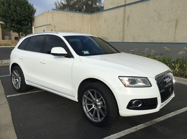 2016 Audi Q5 with 20x9.5 Vorsteiner VVF-102 wheels