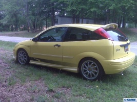 2002 Ford Focus with 17x7 Steeda Alloy wheels
