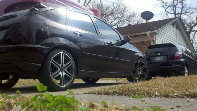 2005 Ford Focus with ASA AR6 wheels