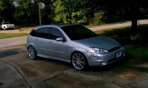 2003 Ford Focus with Kazera wheels