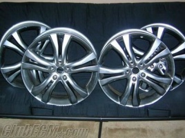 2009 Nissan Altima with Murano wheels