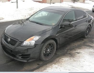 2009 Nissan Altima with 18x7.5 drag dr-9 wheels