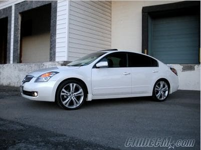 2008 Nissan Altima with Murano wheels