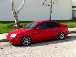 2008 Ford Focus with 17x7 Pro Race 1.2 wheels