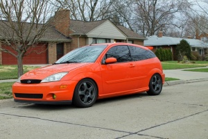 2007 Ford Focus with 17x7 Pro Race 3 wheels