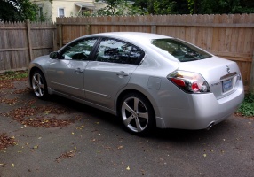 2009 Nissan Altima with 19x8.5 TSW Vortex wheels