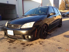 2006 Ford Focus with 17x7 Motegi MR116 wheels