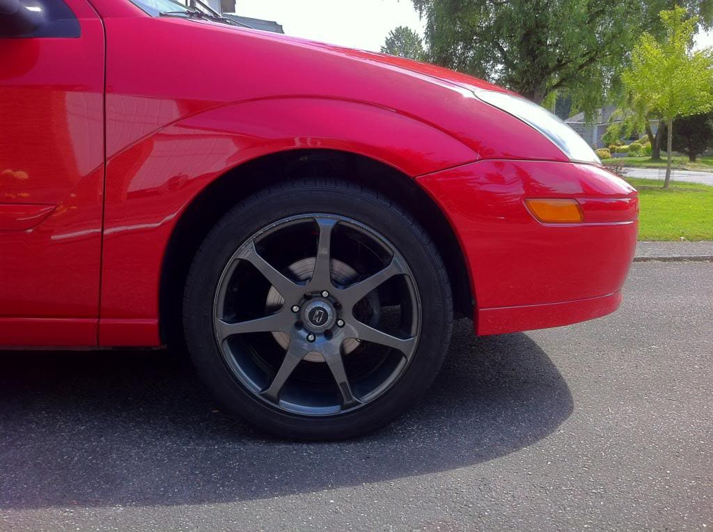2006 Ford Focus with 17x7 Core Racing EVO-7 wheels