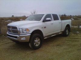 2011 Dodge Ram 2500 with Lorenzo 3 wheels