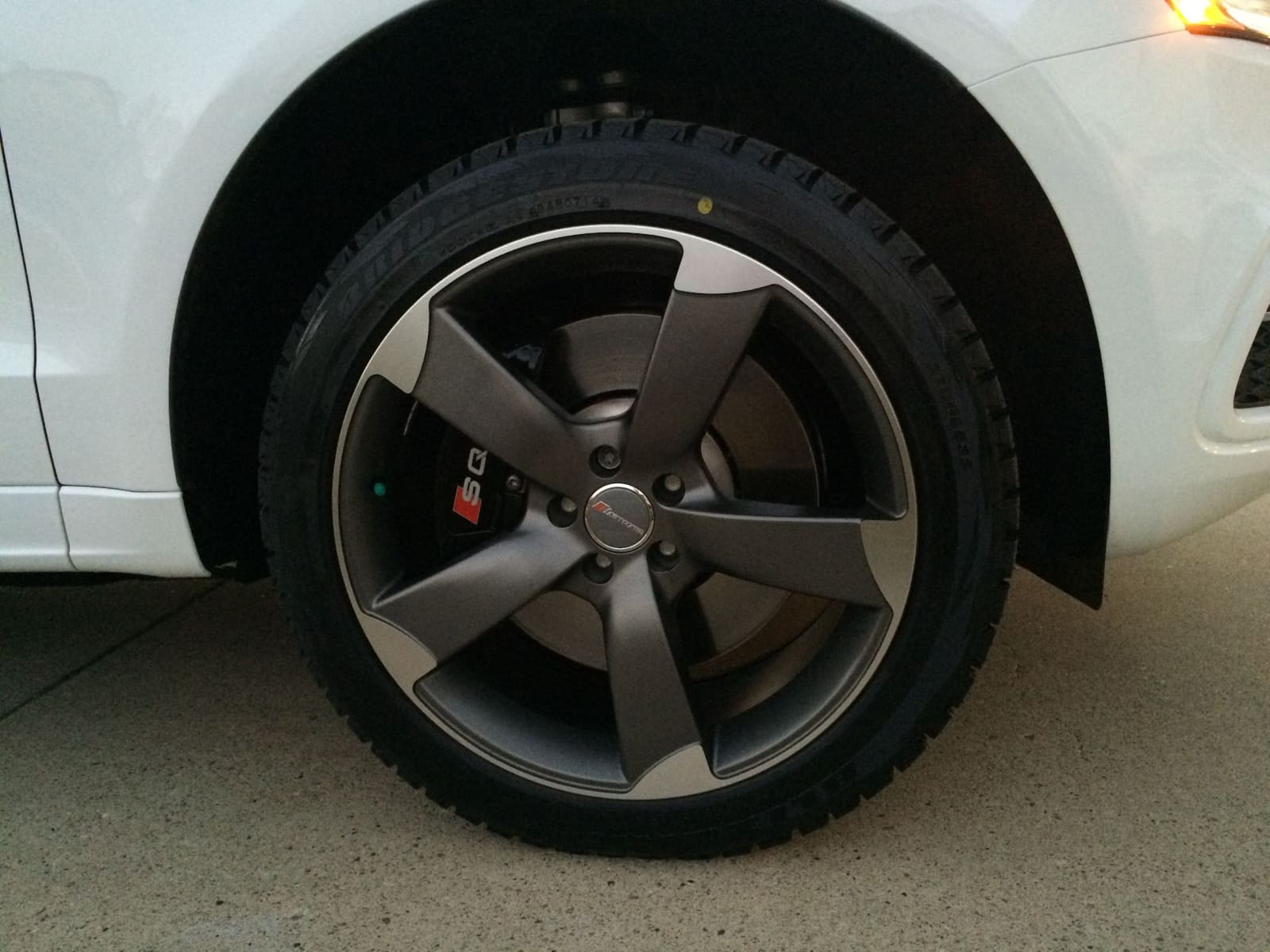 2014 Audi SQ5 with Hartmann RS wheels
