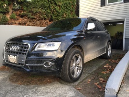 2015 Audi SQ5 with 19x8.5 Hartmann wheels
