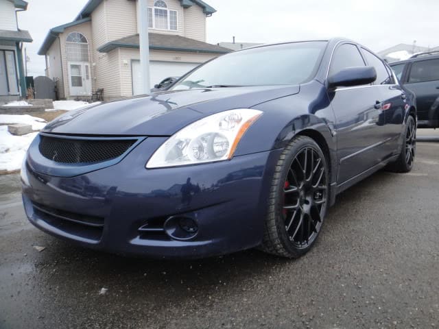 2011 Nissan Altima with 20x8.5 Niche Circuit wheels