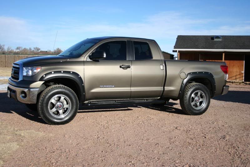 2014 Toyota Tundra with Level Punch wheels