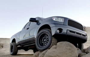 2013 Toyota Tundra with 20x9 SCS Stealth 6 wheels