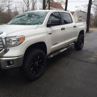 2014 Toyota Tundra with 20x9 Fuel Nutz wheels