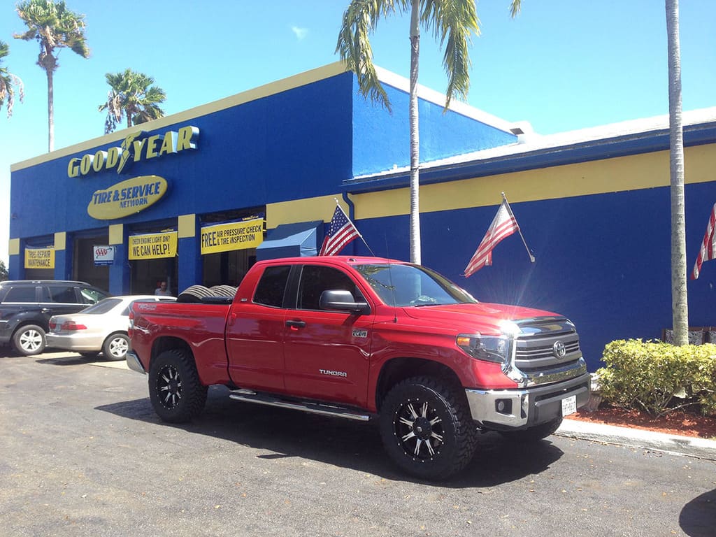 2014 Toyota Tundra with 20x9 Fuel Nutz wheels