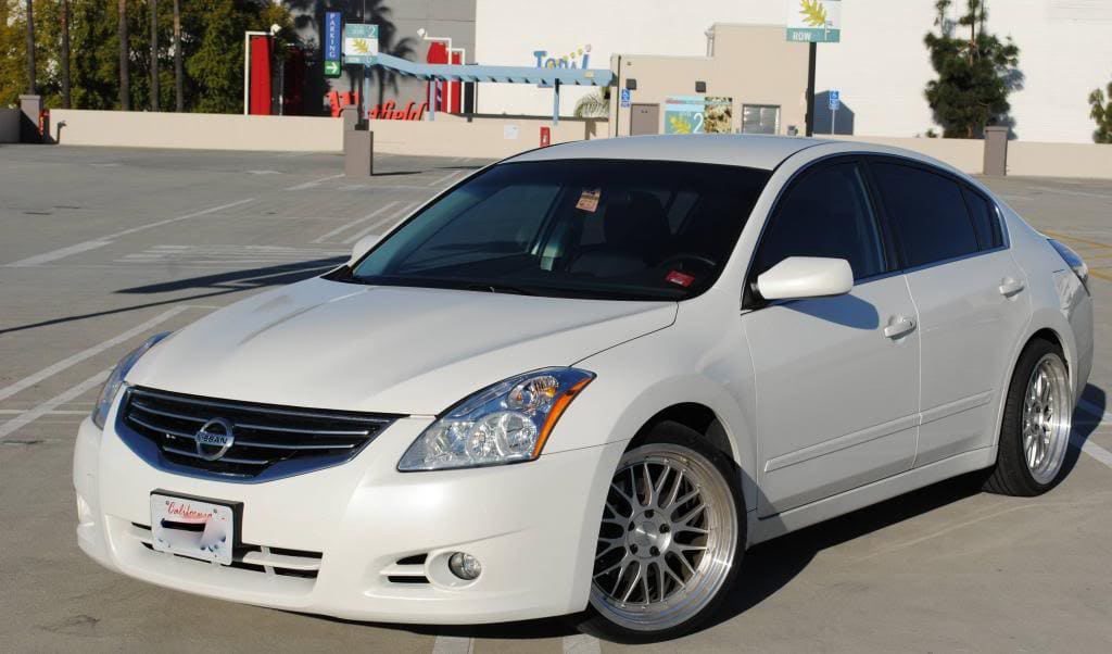 2012 Nissan Altima with 19x9.5 Varrstoen wheels
