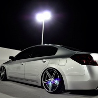 2012 Nissan Altima with 20x10.5 wheels