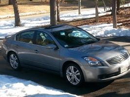 2012 Nissan Altima with 18x7.5 OEM wheels