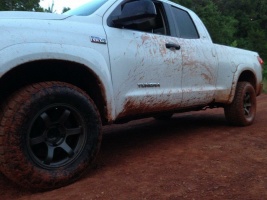 2012 Toyota Tundra with 18x9 FN BFD wheels