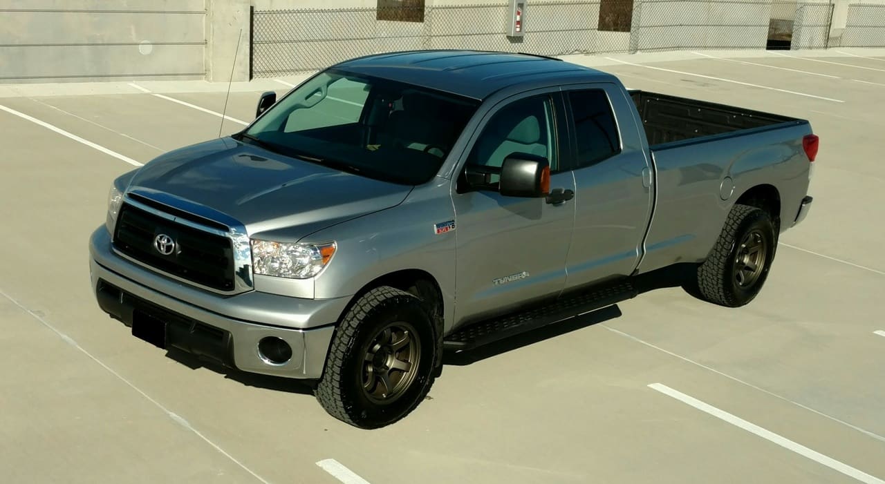2015 Toyota Tundra with 18x9 FN BFD wheels