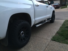 2016 Toyota Tundra with Method Roost wheels