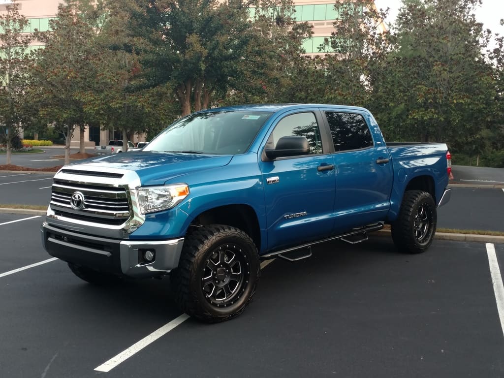 2016 Toyota Tundra with Pro-Comp Sledge wheels