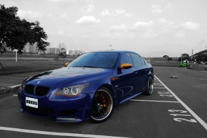 2010 BMW M5 with Hamann Race wheels
