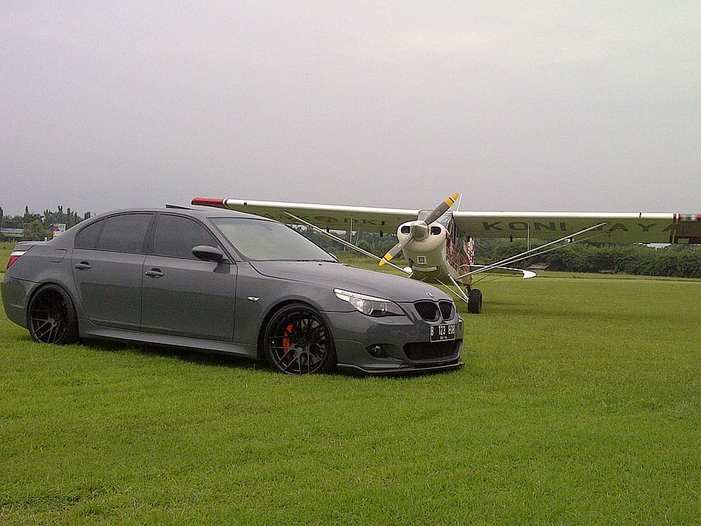 2010 BMW M5 with 20x9 BC Forged wheels