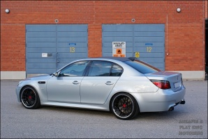 2010 BMW M5 with 20x9 Iconz 830ZRC wheels